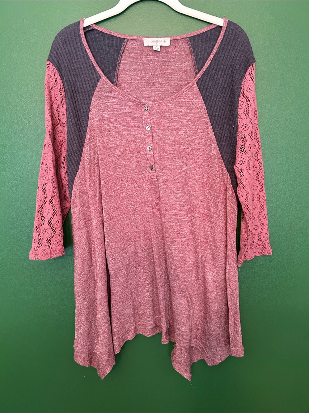 Umgee Rose Pink Raglan Henley with Charcoal Shoulders & Lace Sleeves